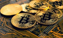 突发！比特币大跌超8万人